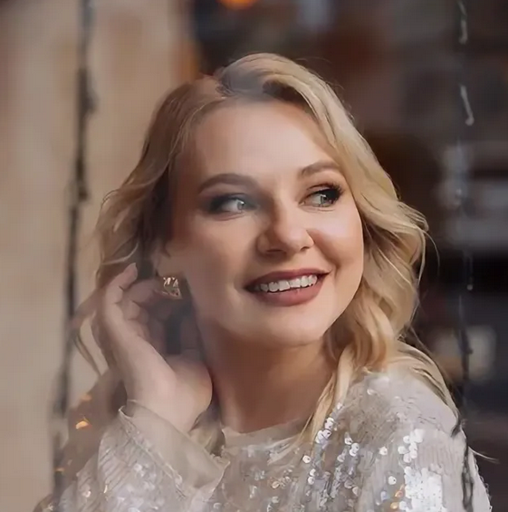 [Оля Бейонд] Курс 1 месячного заработка на Тик-Ток_0.png